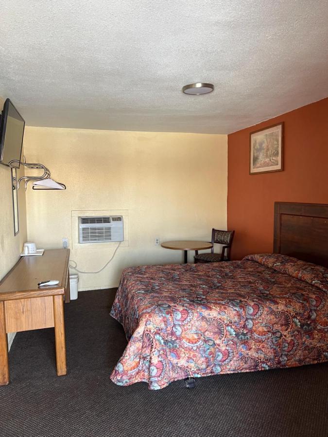 Economy Inn Одеса Екстериор снимка