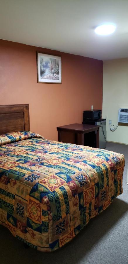 Economy Inn Одеса Екстериор снимка